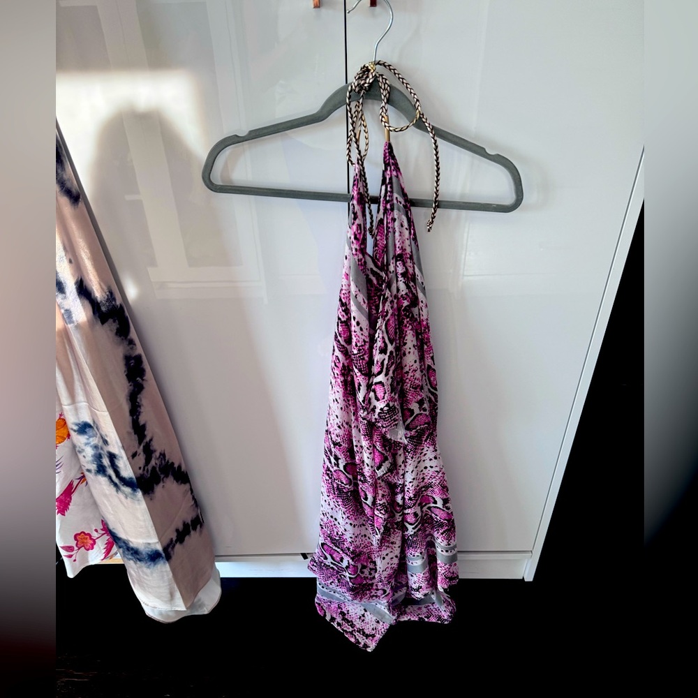 Fantastic animal print braided sarong with multiple ways of styling it.